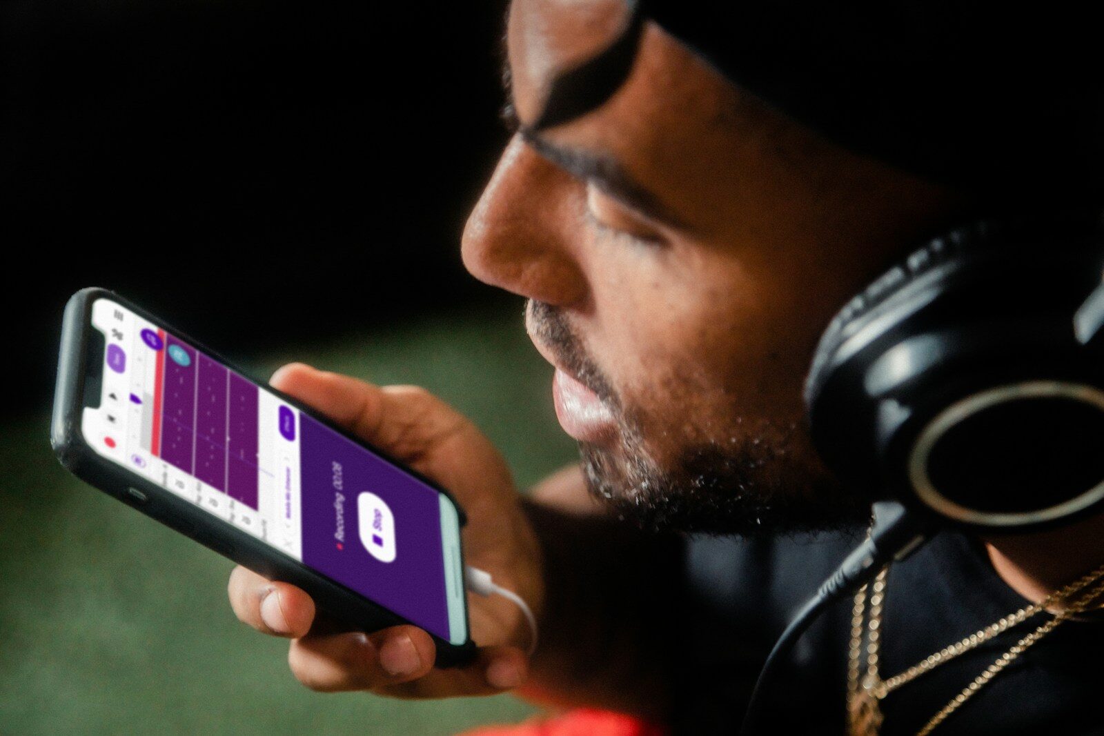 Application mobile d’entraide musicale ouverte sur un smartphone